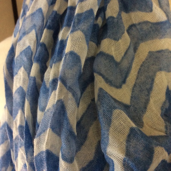 Target Shades of Blue & Ivory Infinity Scarf - Picture 2 of 4